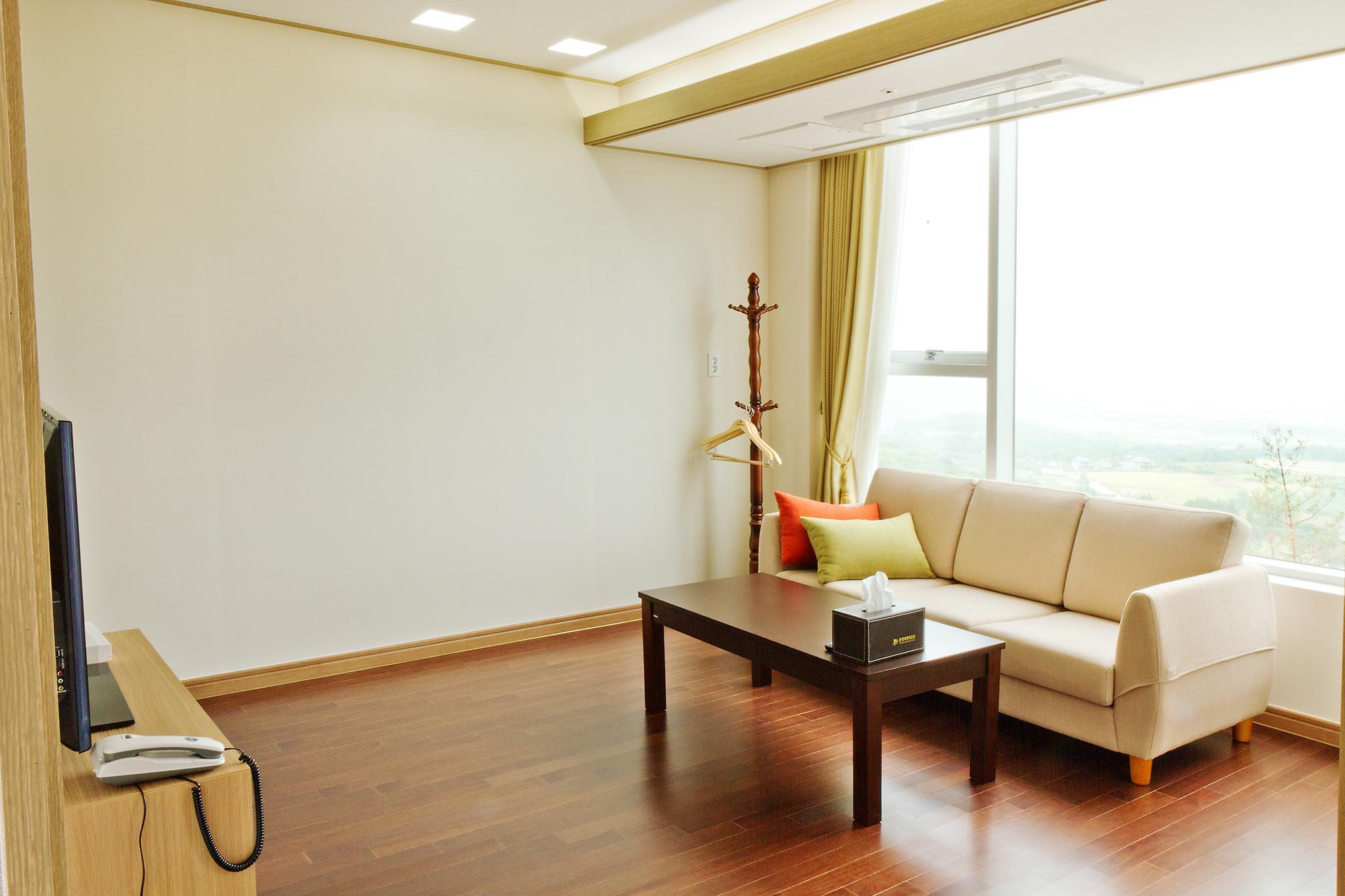 문경새재 리조트 (Mungyeong saejae Resort)