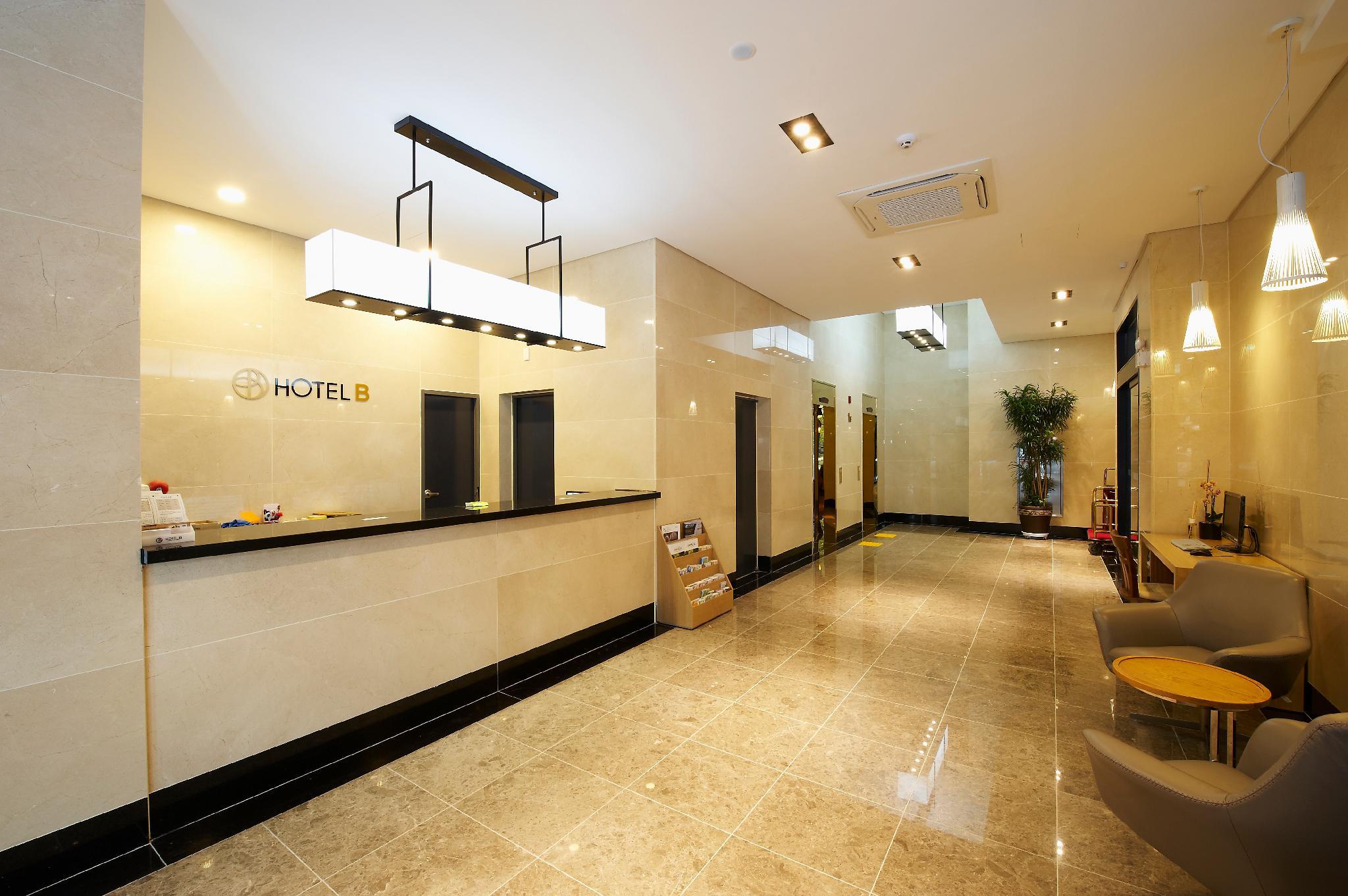 호텔 B (Hotel B)