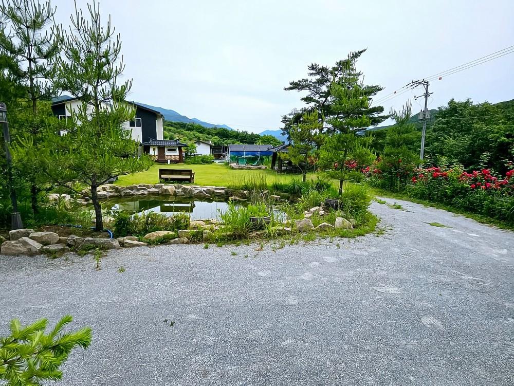 포암산풀빌라펜션 (Poam Mountain Pool Villa Pension)