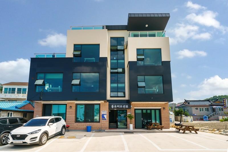 삼척 통유리오션뷰펜션 (Samcheok Tongyuri Ocean View Pension)