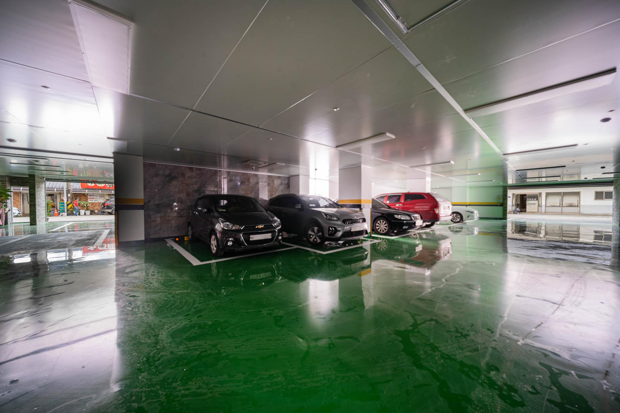 괴산 호텔 더킹 (Goesan Hotel The King)