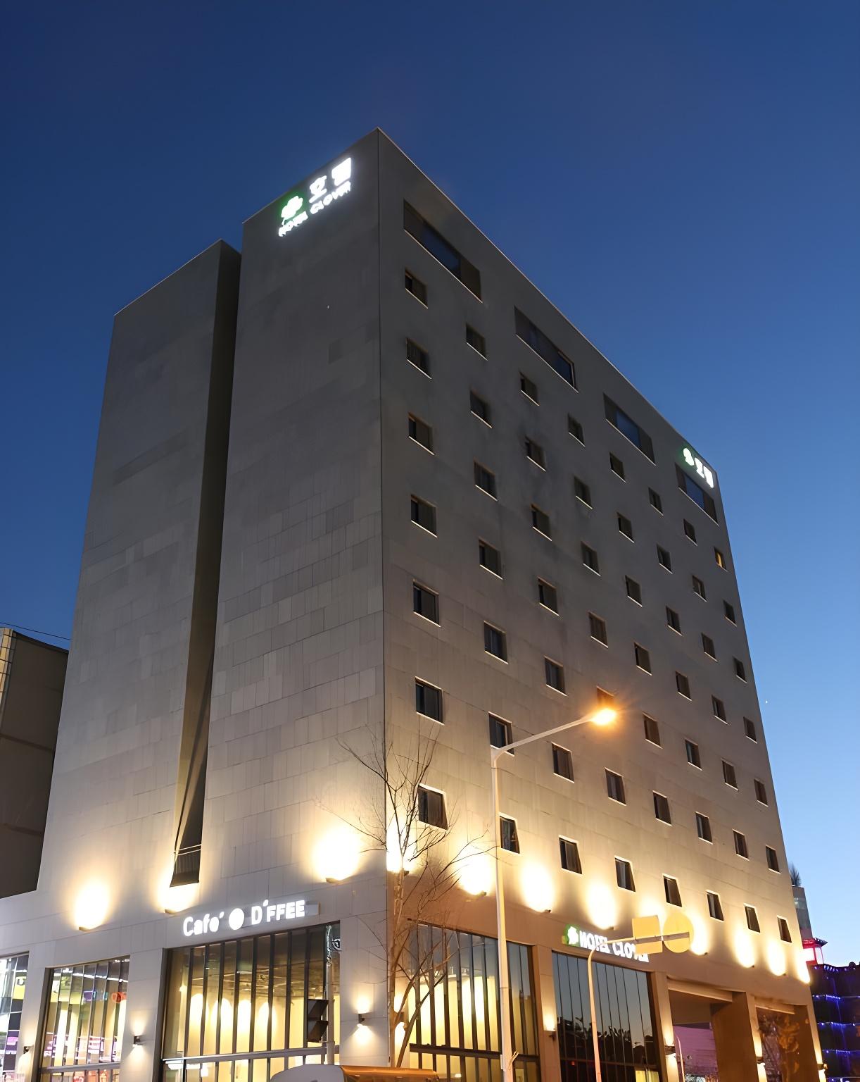 호텔 클로버 (Hotel Clover)