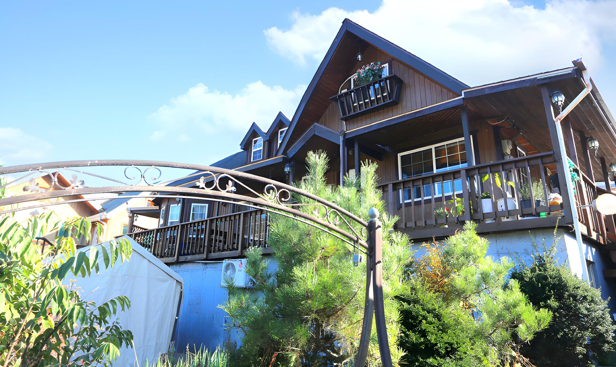 무주 설인관광펜션 (Muju Seolin Tourist Pension)