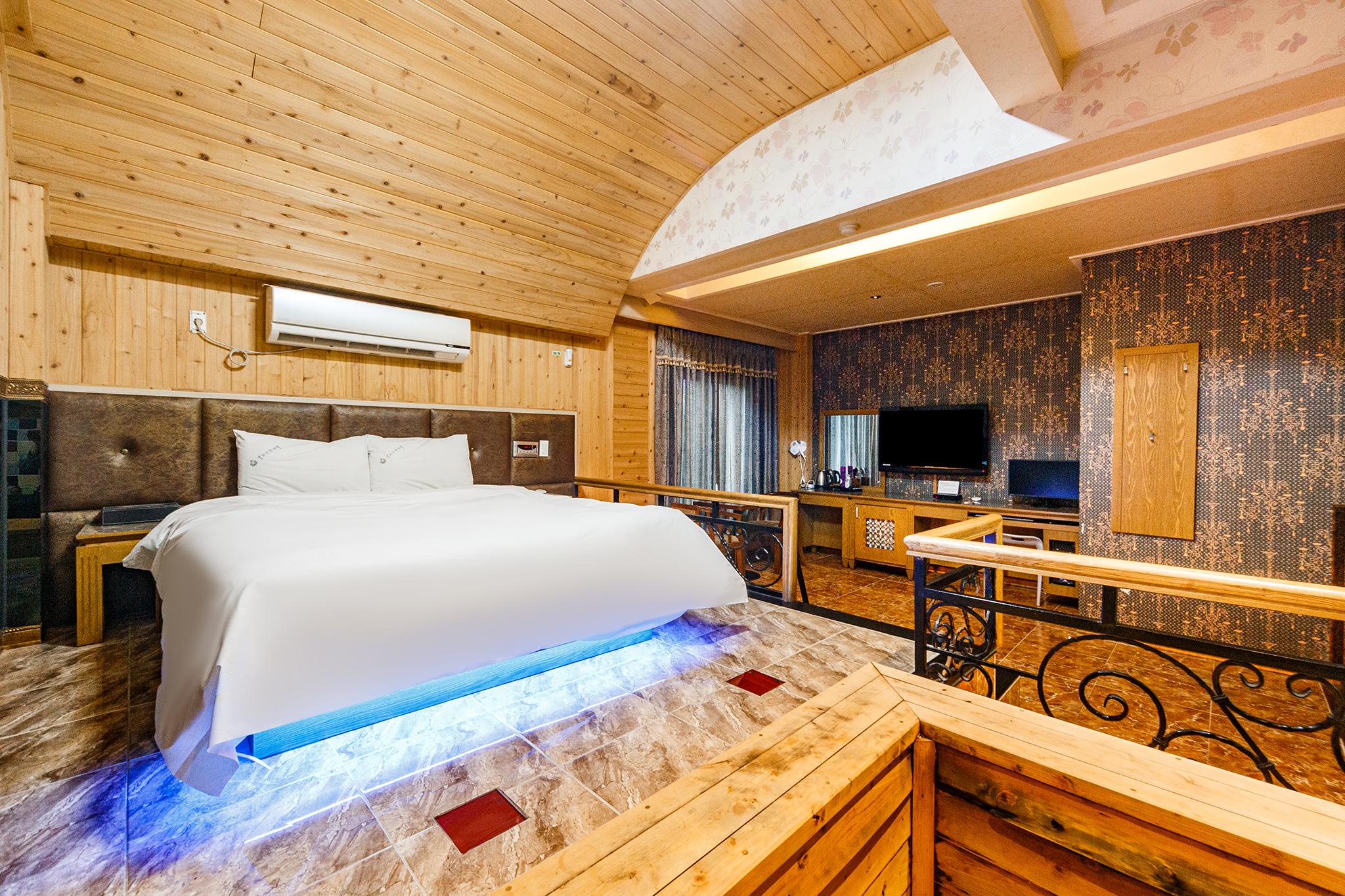 호텔 야자 담양점 신관 (Hotel Yaja Damyang New Wing)