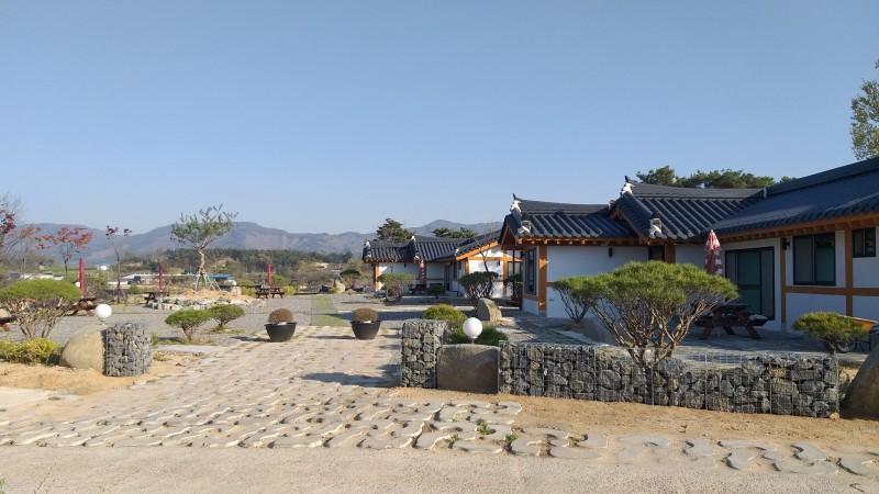 청주 예궁한옥마을펜션 (Cheongju Yegung Hanok Village Pension)