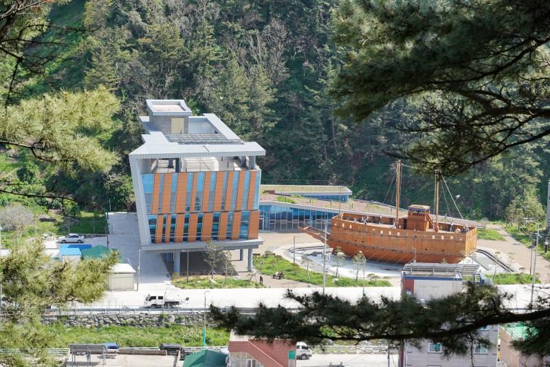 울릉 섬마을펜션 (Ulleung Island Village Pension)