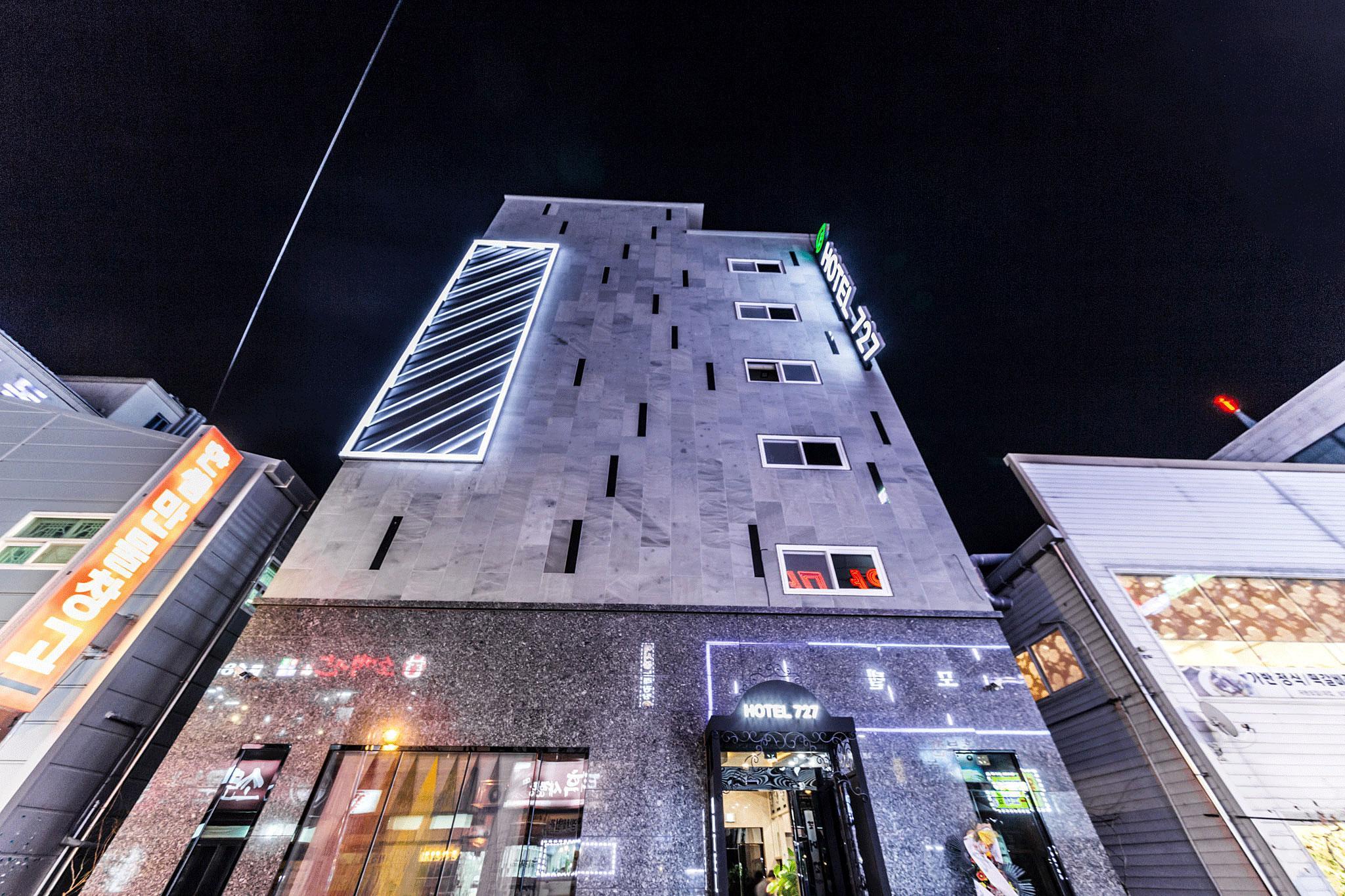 안산 호텔 727 (Ansan Hotel 727)