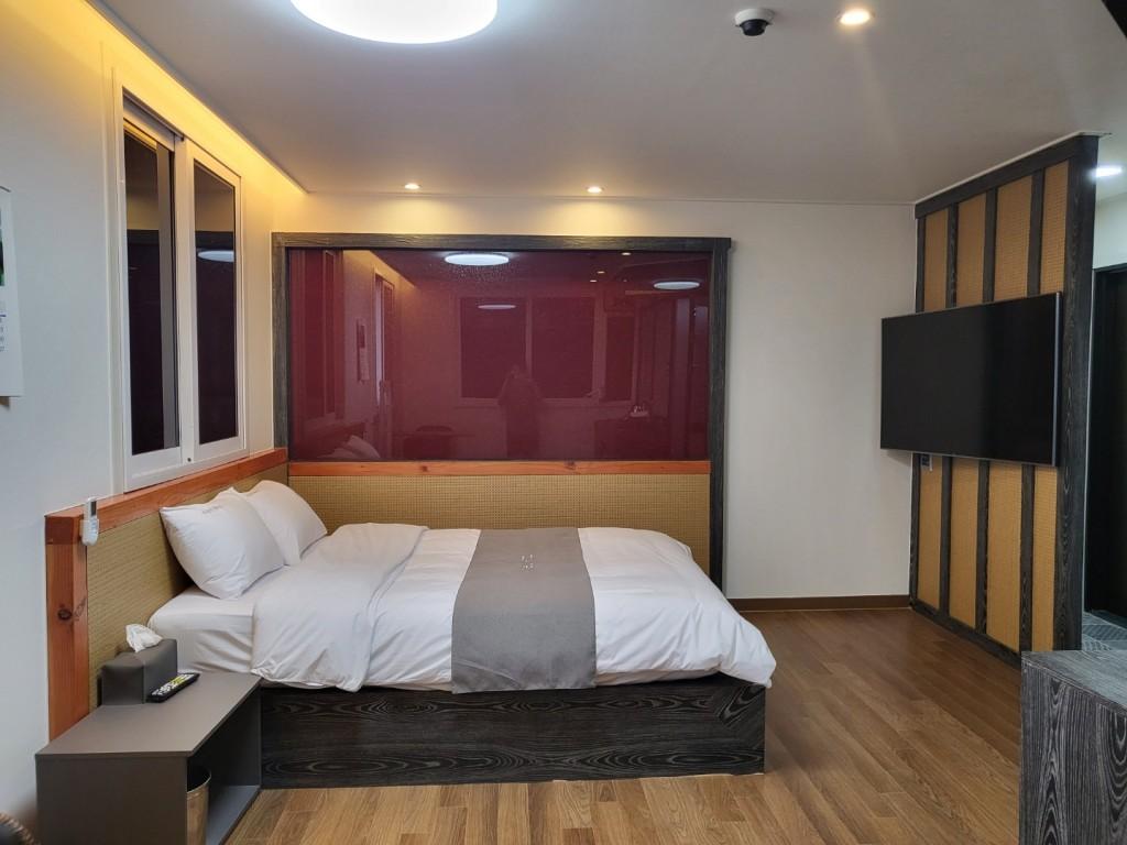 진도 이순신호텔 (Jindo Yi Sunshin Hotel)