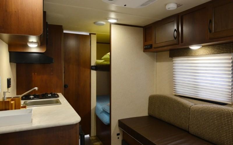 양평 휴캠핑워크샵펜션 (Yangpyeong Hue Camping Workshop Pension)