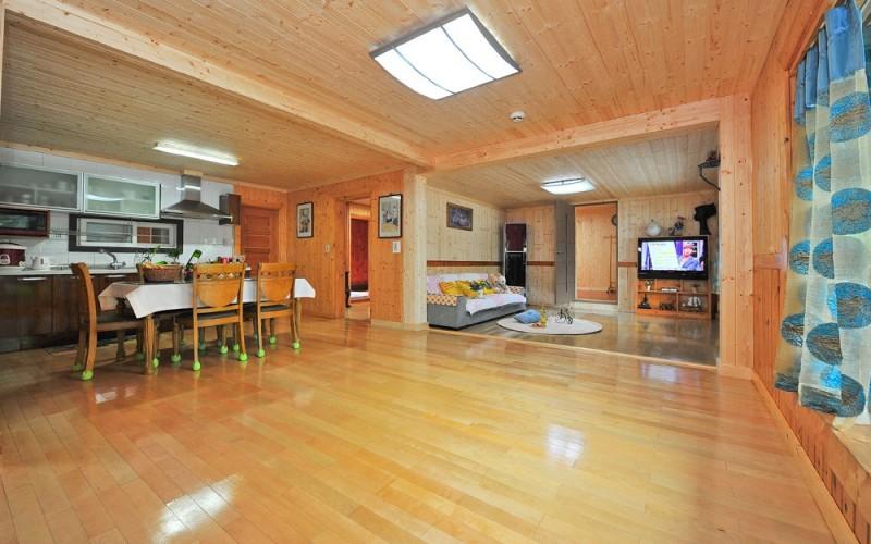 용인 풀하우스펜션 (Yongin Full House Pension)