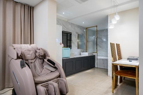 천안 호텔 녹스 (Hotel Knox Cheonan)