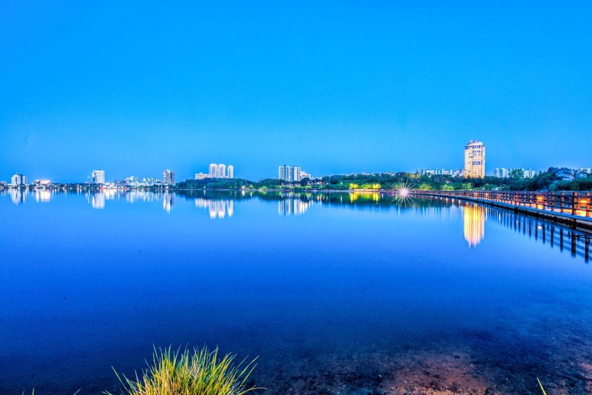 영랑호리조트 (Yeongrangho Resort)