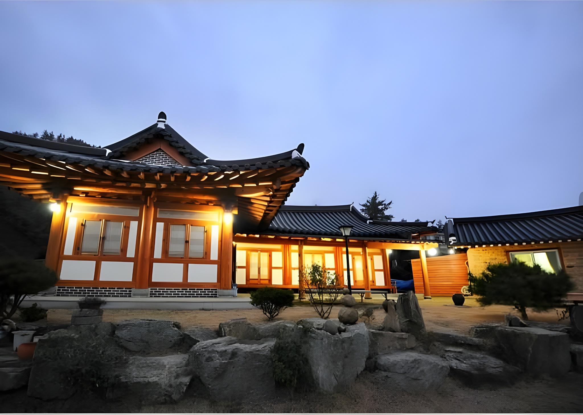 해남 아침의향기펜션 (Haenam Morning Scent Pension)