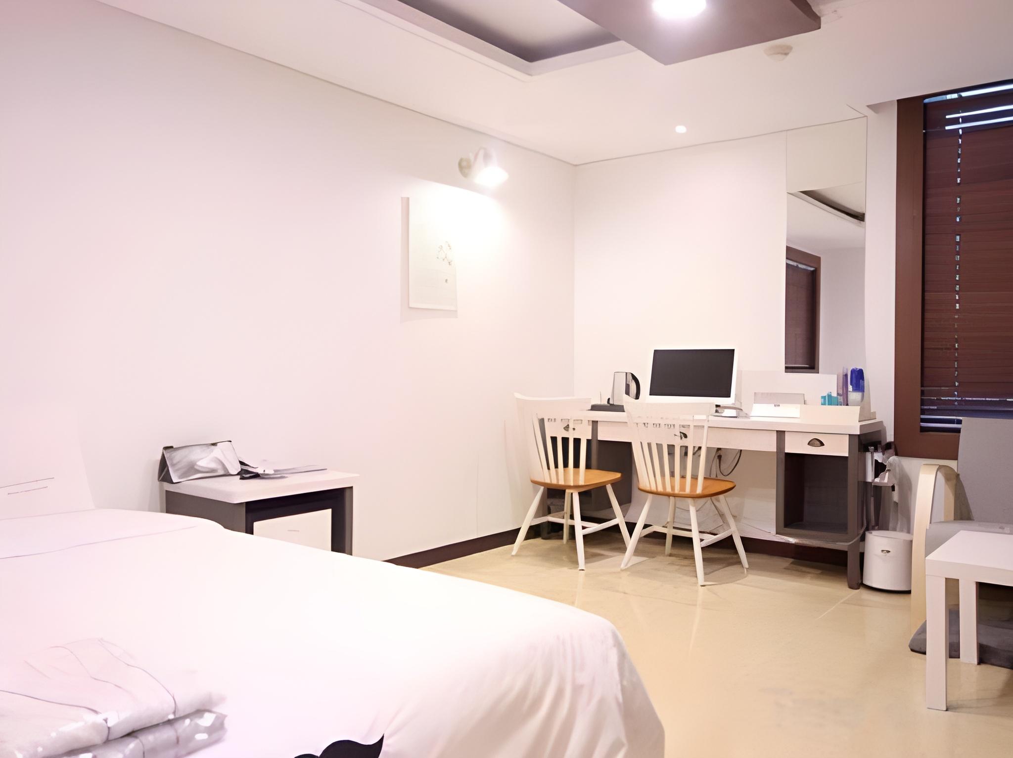 익산 트윈스 호텔 (Iksan Twins Hotel)