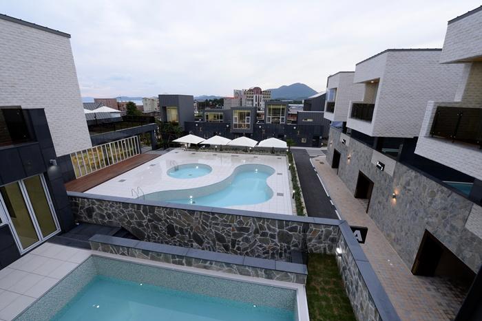 The Comfort Hotel Resort