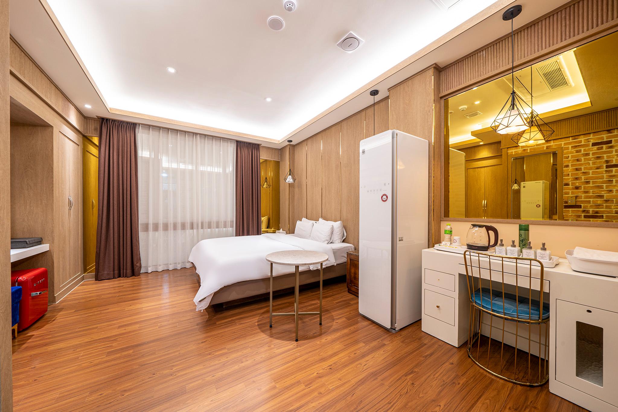 광양 디바인 호텔 (Gwangyang Divine Hotel)