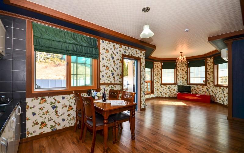 태안 띠아모펜션 (Taean Tiamo Pension)