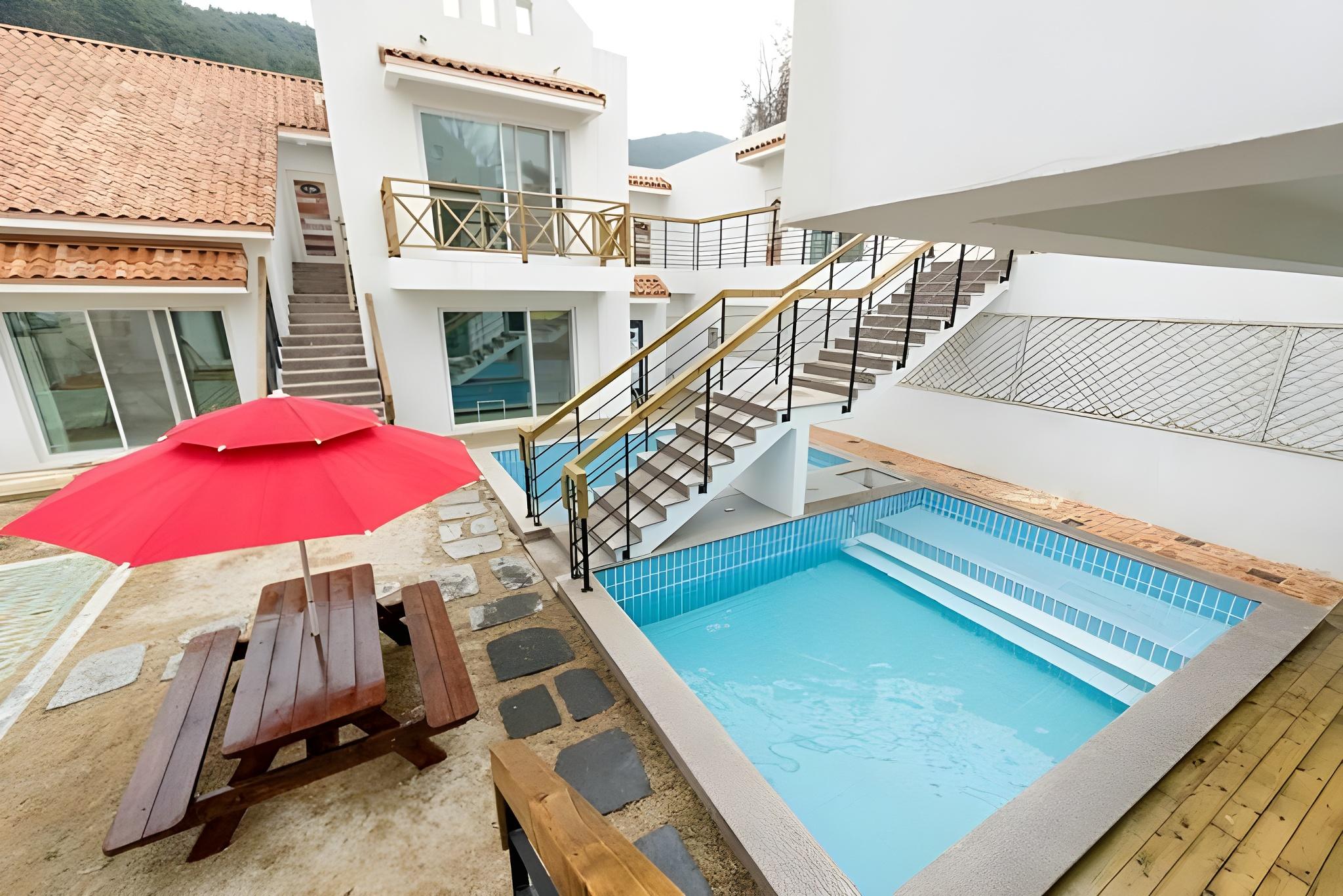 메테오라 펜션 (Meteora Pension)