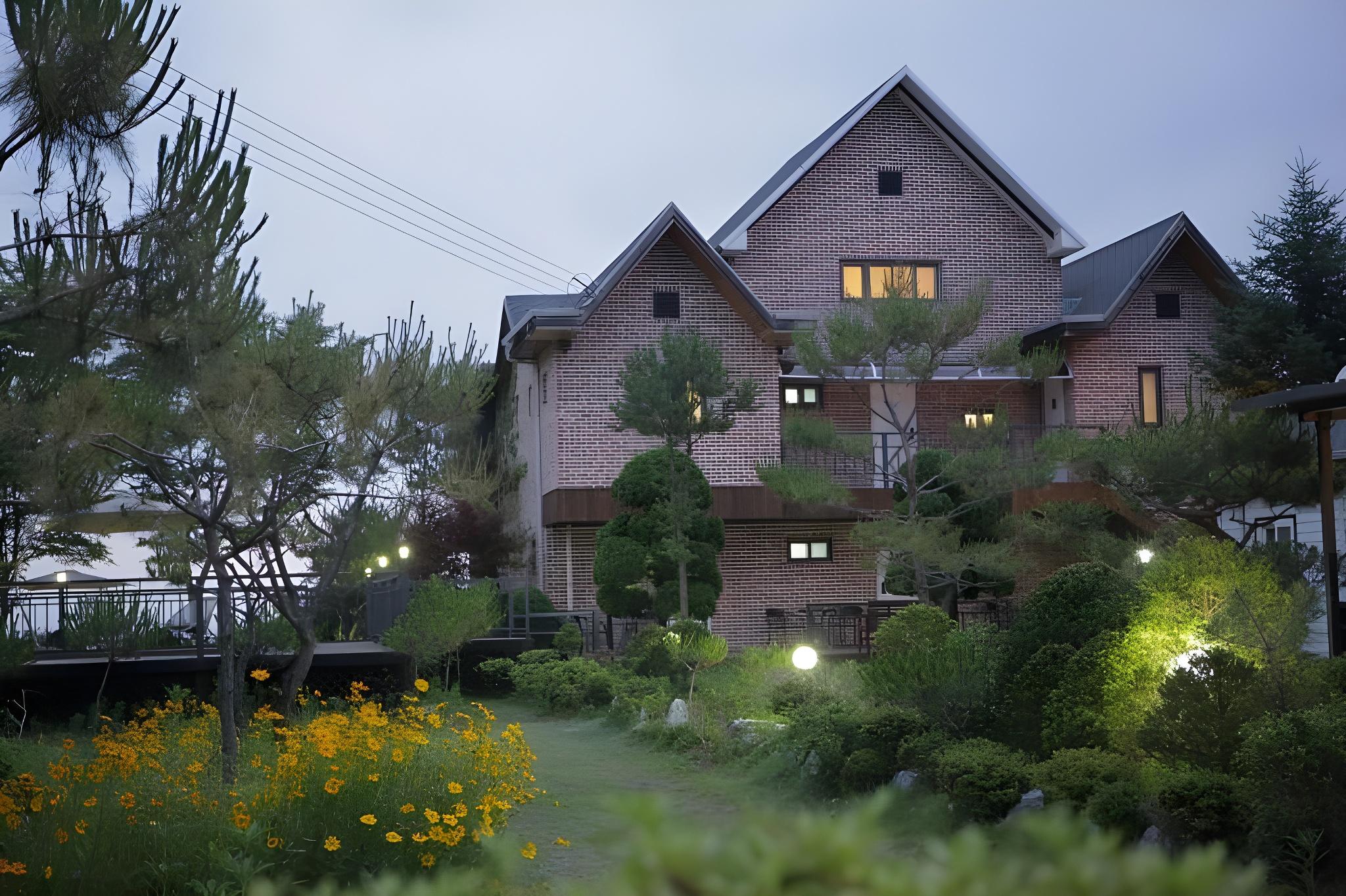 포천 그린힐펜션 (Pocheon Green Hill Pension)