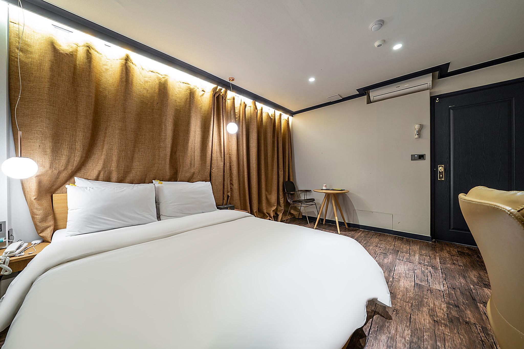 브라운도트 호텔 청주시청점 (Brown Dot Cheongju City Hall Branch)