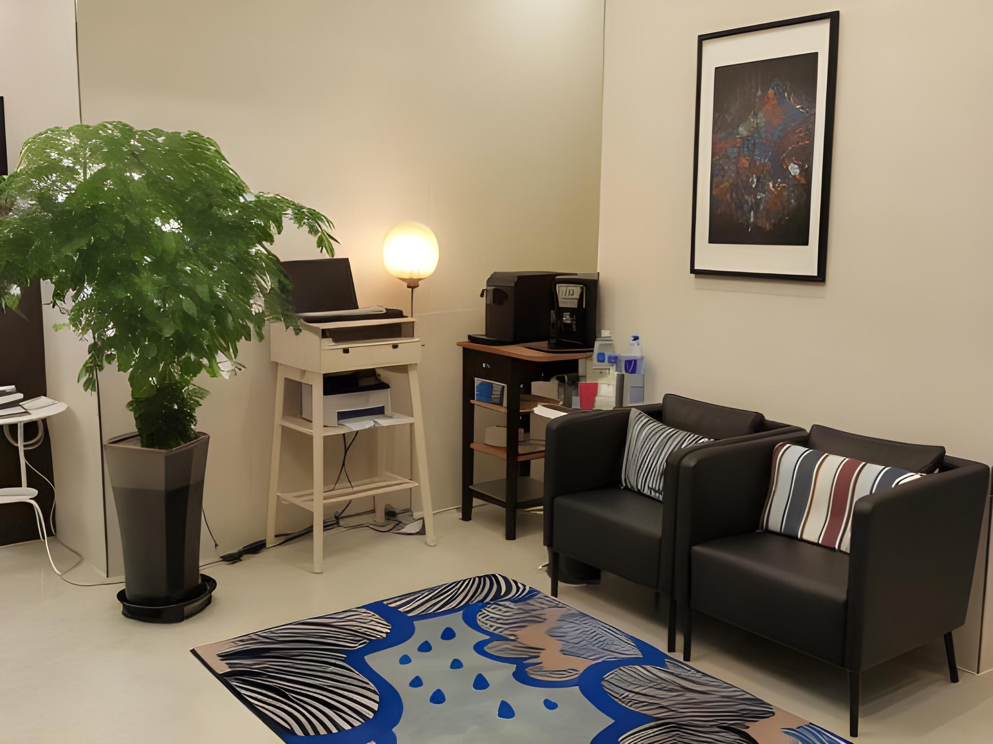 호텔 클로버 (Hotel Clover)