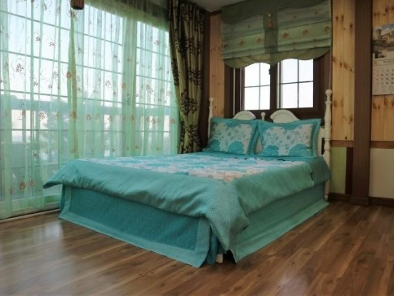 울진 노란뜰펜션 (Uljin Yellow Garden Pension)