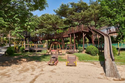 클럽 이에스 제천 리조트 (Club ES Jecheon Resort)