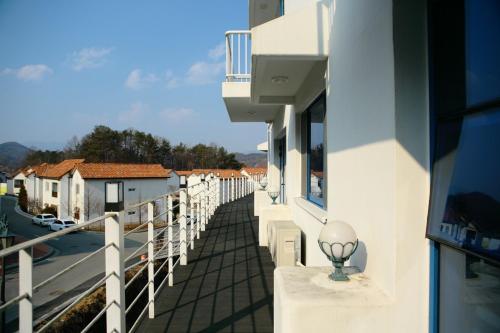 담양 티라시아 펜션 (Damyang Thirasia Pension)