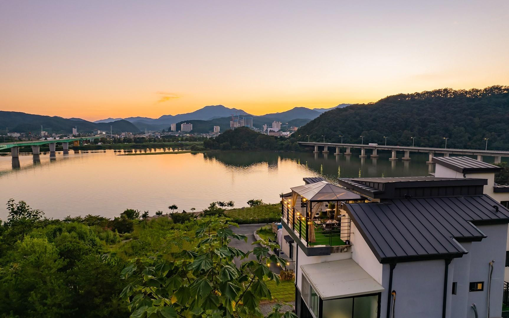 더 헤이븐 스파 펜션 (Chuncheon The Heyven Spa Pension)