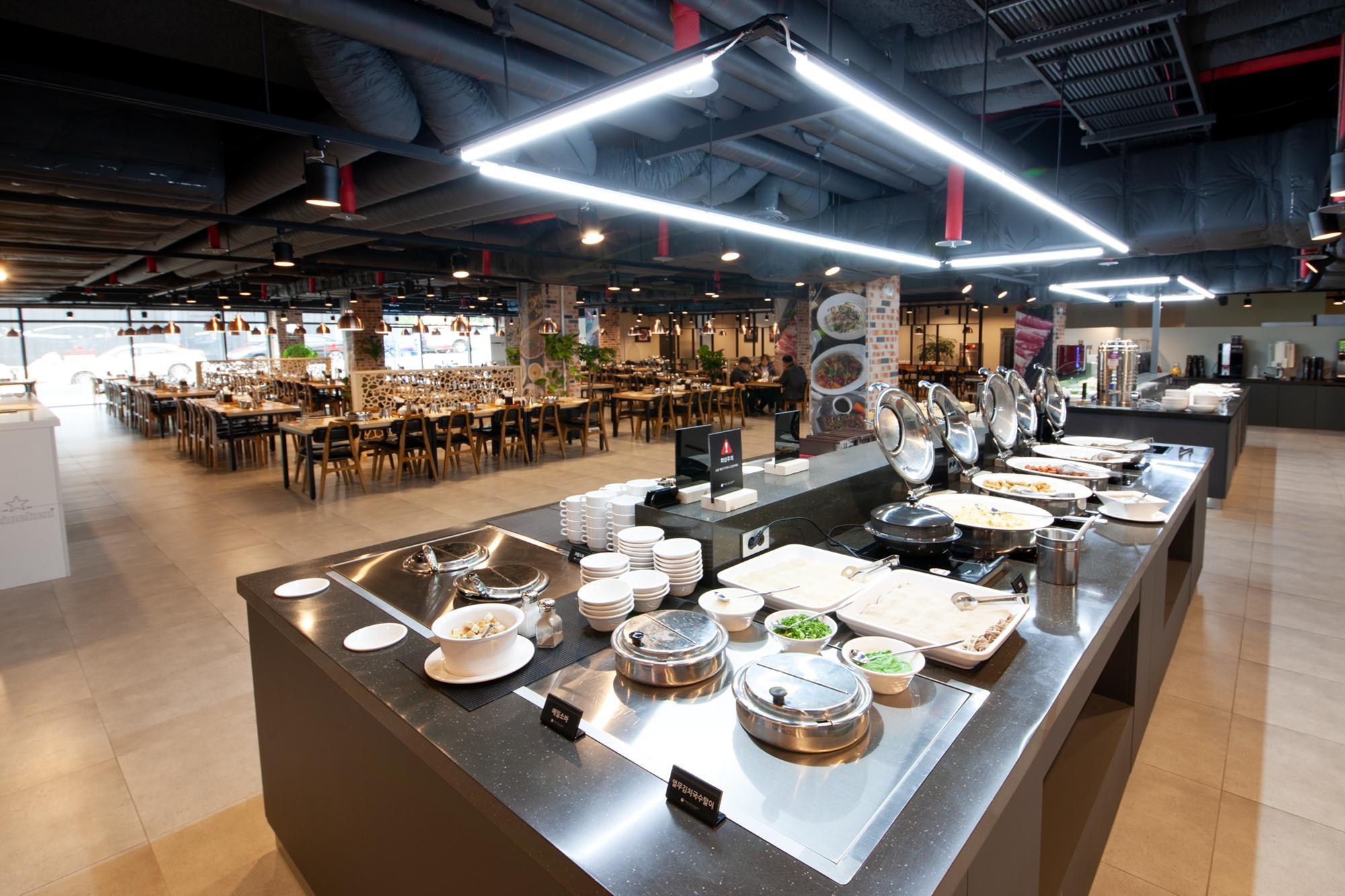 페트로 호텔 (Petro Hotel)