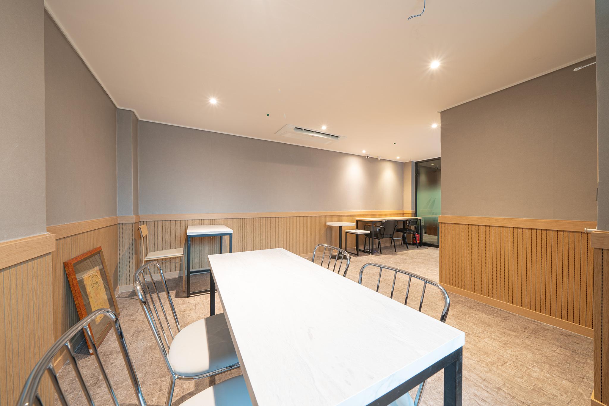 안산(원곡동) 월 (Ansan (Wongok-dong) Mon)