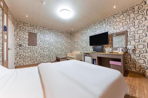 수 모텔 (Su Motel)