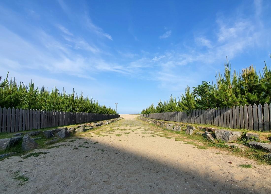 양양 비치 콘도 (Yangyang Beach Condo)