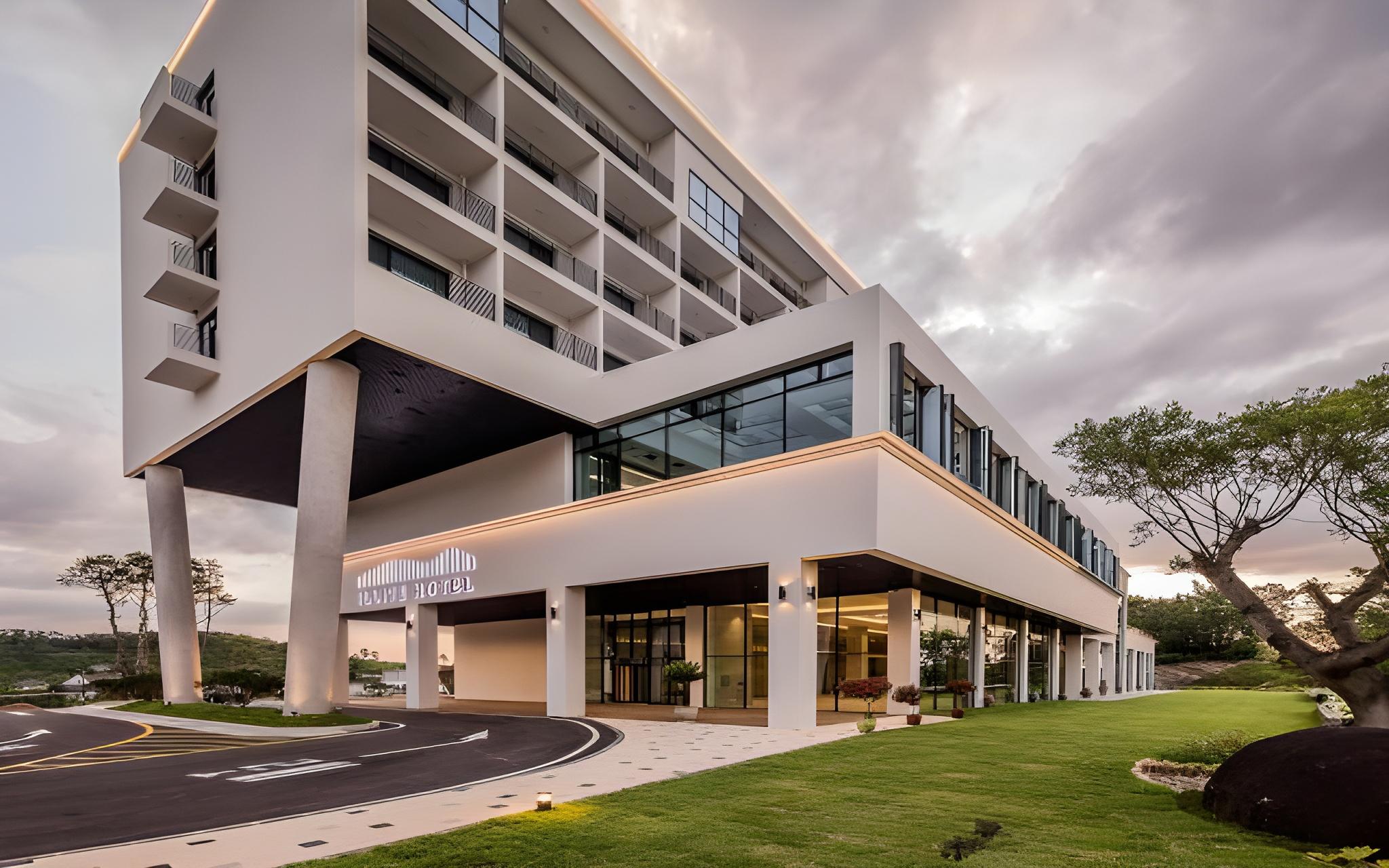 일라이트 호텔 (Illite Hotel)