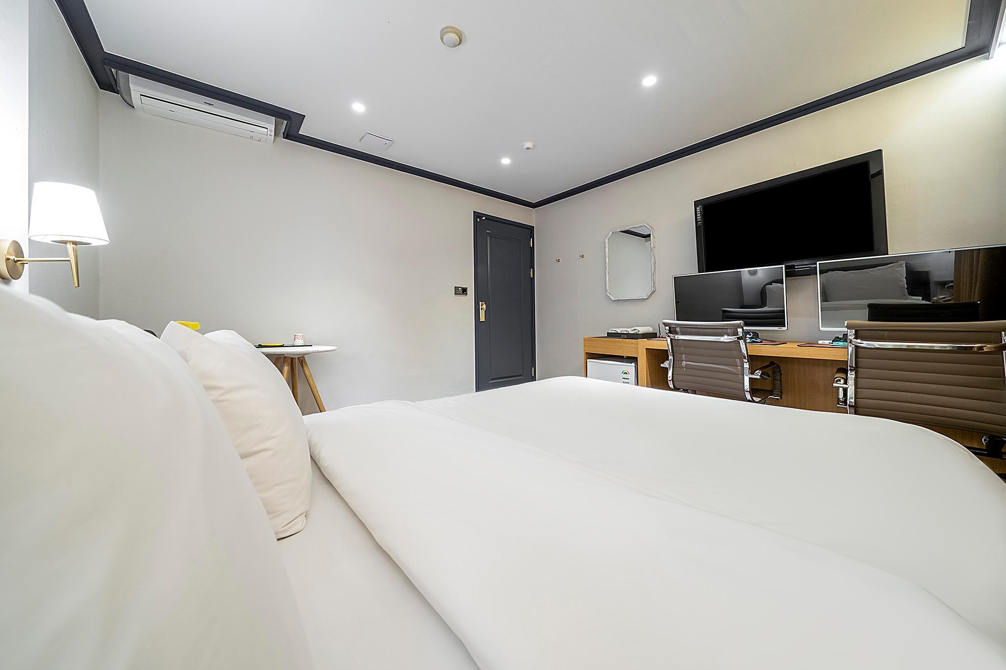 브라운도트 호텔 청주시청점 (Brown Dot Cheongju City Hall Branch)