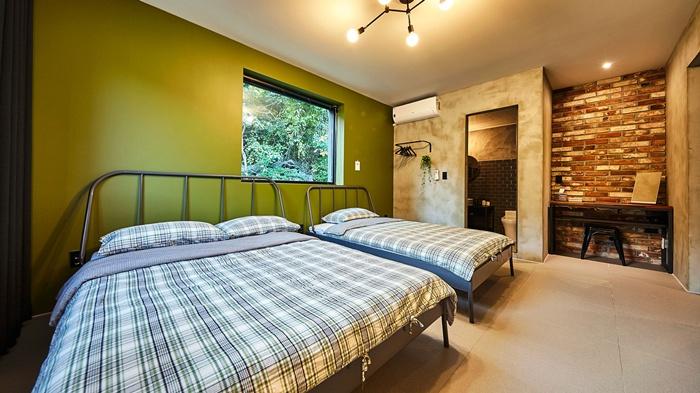 Seasoning Pool Villa