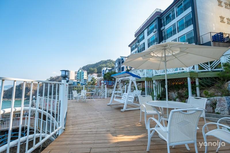 삼척 예그리나펜션 (Samcheok Yegrina Pension)