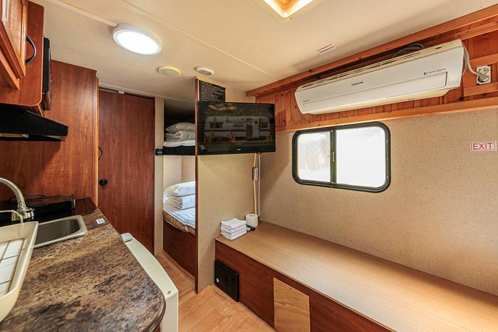 Twins Camping & Caravan