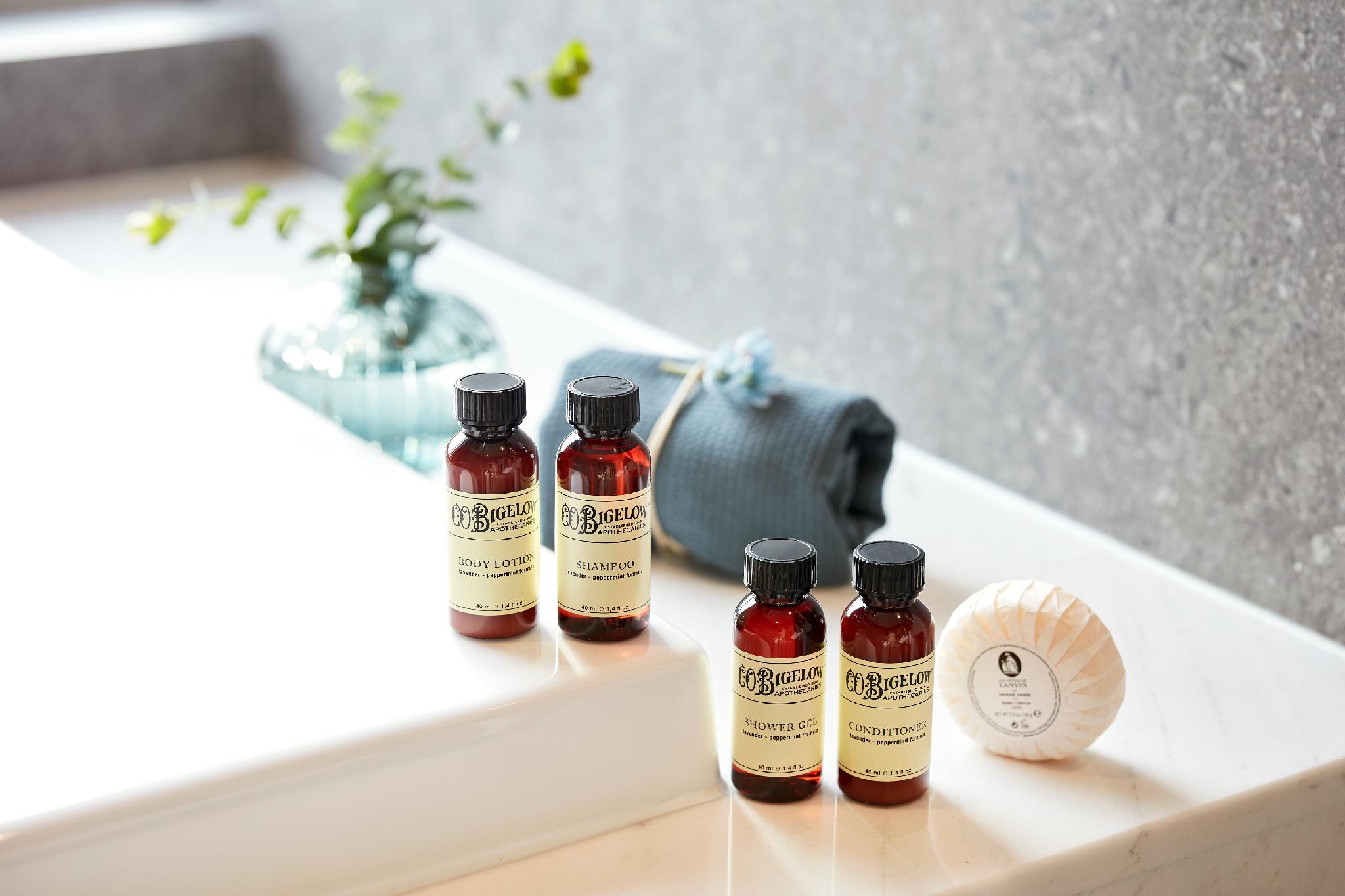 르네블루 바이 워커힐 (Renebleu by Walkerhill)