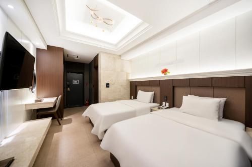 호텔아트하임 (Hotel Artheim)