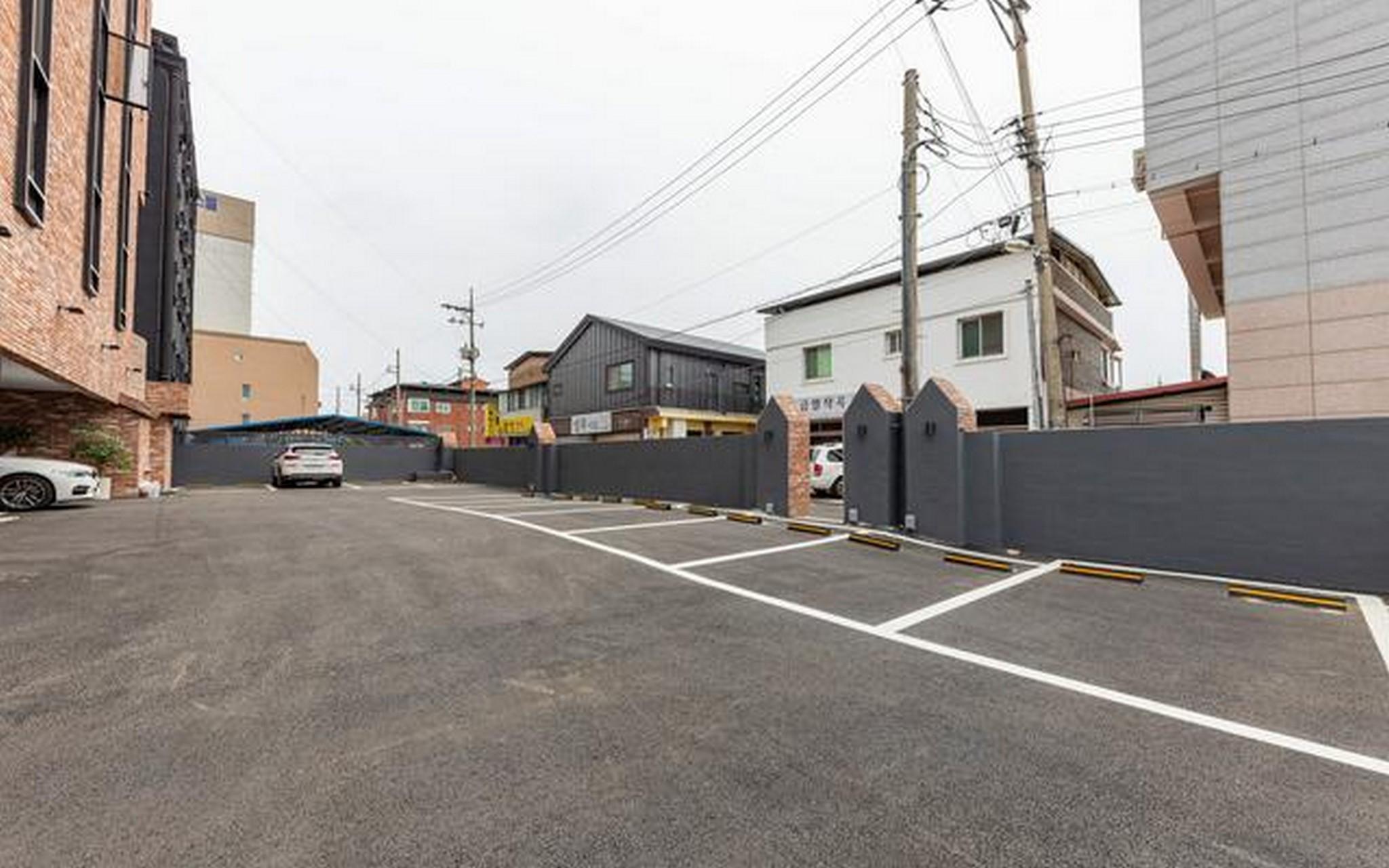 루엠 호텔 충주역점 (Chungju Station Ruem Hotel)