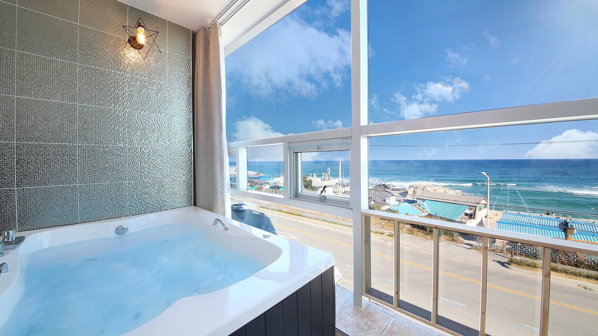 강릉 아라스파 펜션 (Gangneung Ara Spa Pension)