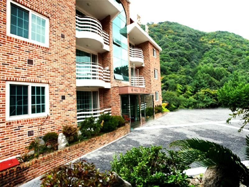 무주 한마음펜션 (Muju Hanmaeum Pension)