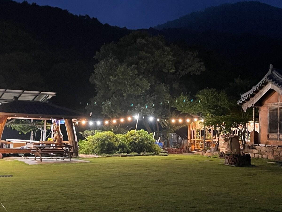 송악읍의 프라이빗 하우스 (50m², 침실 4개, 프라이빗 욕실 2개) (Amitteul-hanokstay)