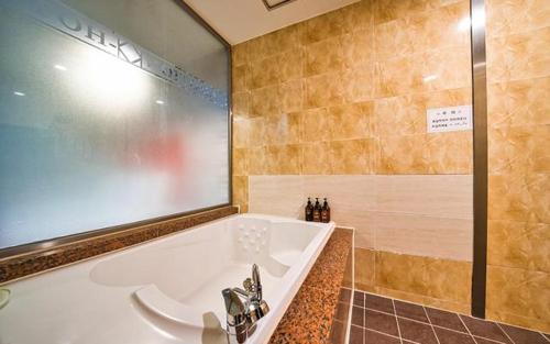 군산 차칸 호텔 (Gunsan Chakan Hotel)