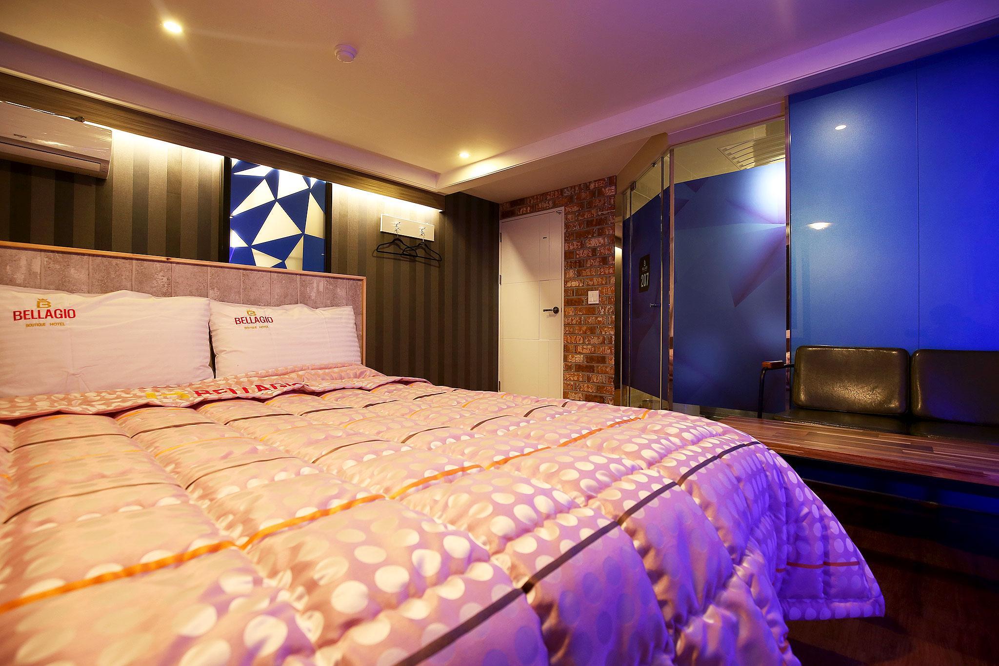 충주 에이치에비뉴 시청점 (Chungju H Avenue City Hall Branch)