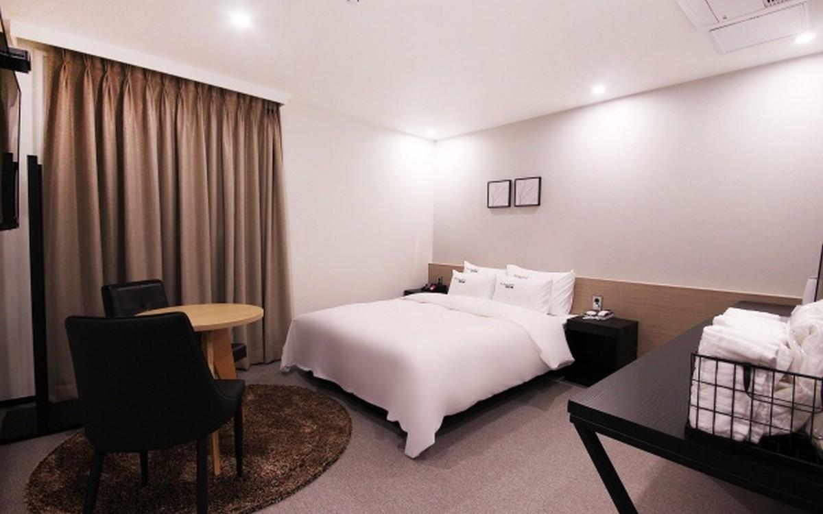 포항 문덕 호텔 XYM (Pohang Mundeok Hotel XYM)