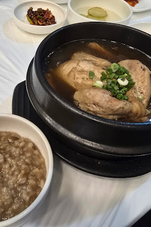 홍천덤바우록계탕 본점