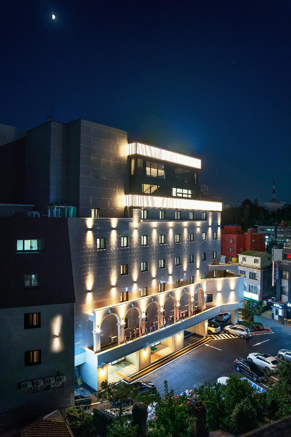 호텔아트하임 (Hotel Artheim)