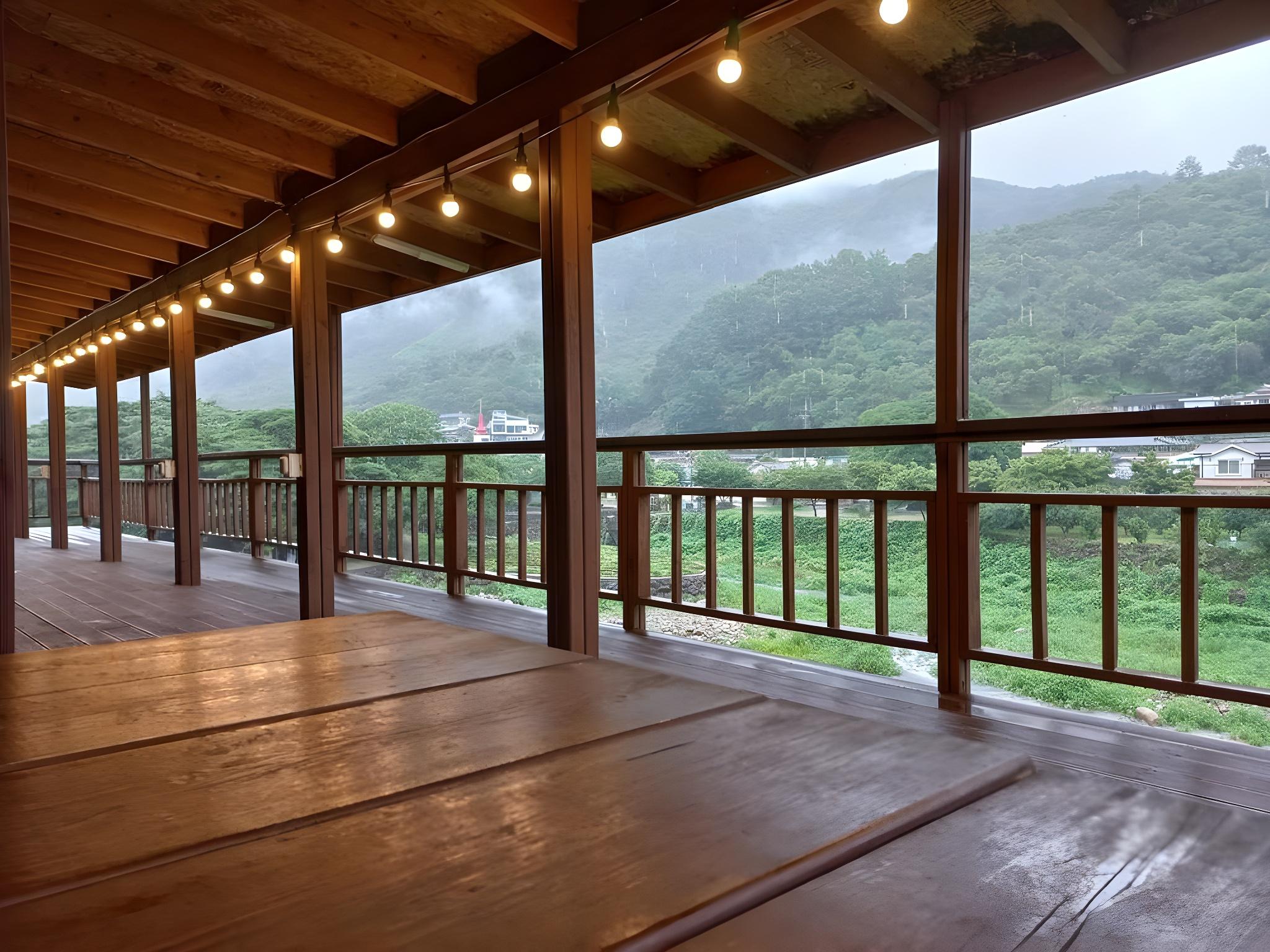 지리산 봉쥬르 펜션 (Jirisan Bonjour Pension)